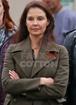A Dog's Way Home Ashley Judd Green Coat
