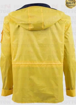 Louis Hofmann Dark Season 3 Yellow Raincoat