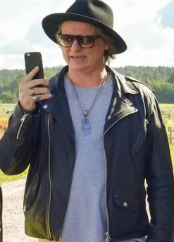 LUOKKAKOKOUS 3 (TUOMAS LILJA)  JAAJO LINNONMAA LEATHER JACKET