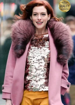 MODERN LOVE ANNE HATHAWAY ( LEXI ) PINK COAT