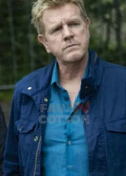 Research Unit Xavier Deluc Blue Jacket