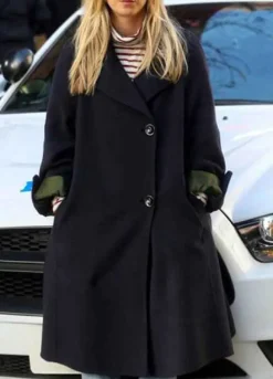 THE FLIGHT ATTENDANT (CASSIE BOWDEN) KALEY CUOCO WOOL COAT