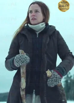 The Lodge Alicia Silverstone  ( Laura ) Coat