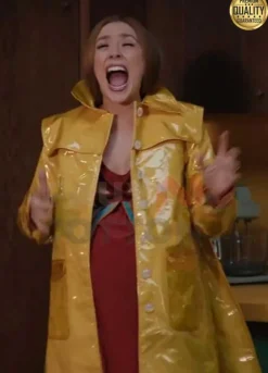 WandaVision Wanda Maximoff ( Elizabeth Olsen) Yellow Coat